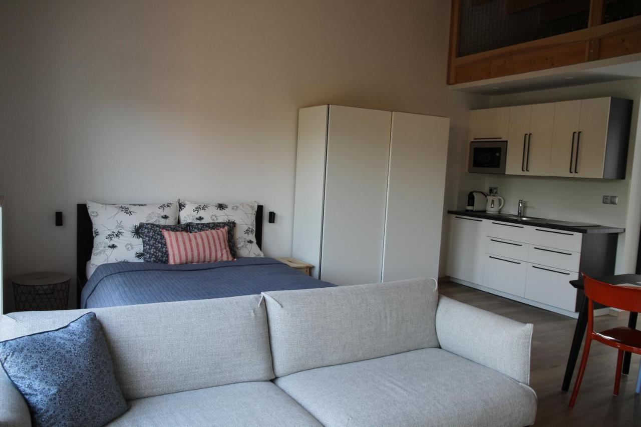 Apartmany Hluboka Nad Vltavou S Vyhledem Na Zamek 外观 照片