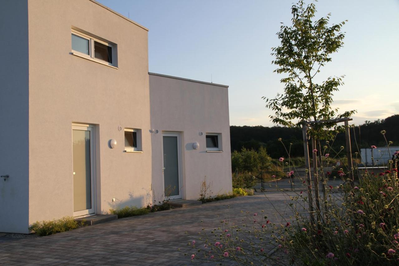 Apartmany Hluboka Nad Vltavou S Vyhledem Na Zamek 外观 照片