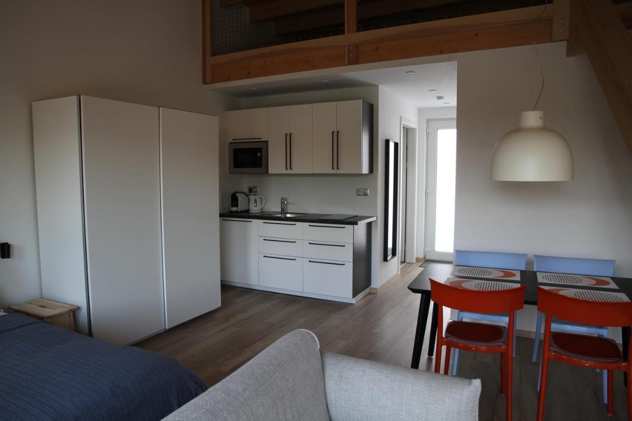 Apartmany Hluboka Nad Vltavou S Vyhledem Na Zamek 外观 照片