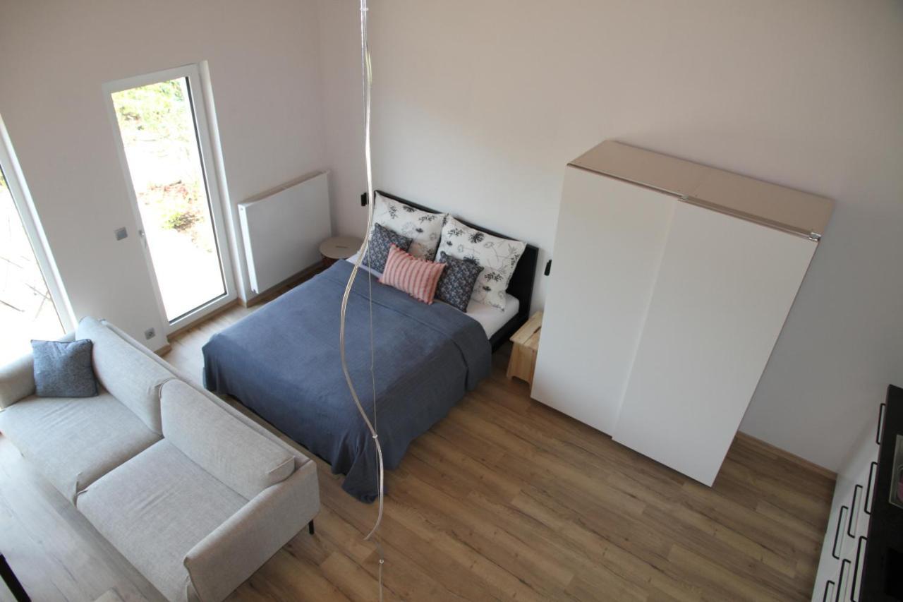 Apartmany Hluboka Nad Vltavou S Vyhledem Na Zamek 外观 照片