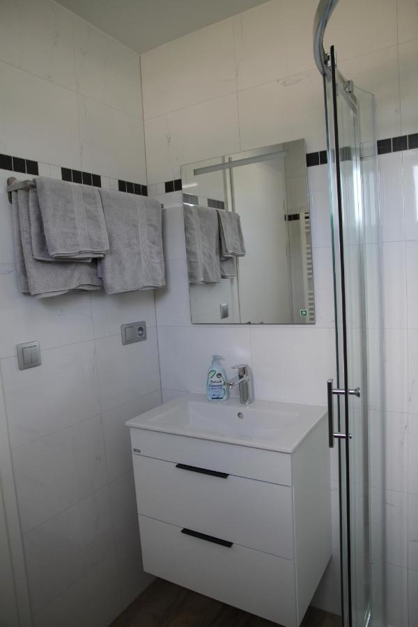 Apartmany Hluboka Nad Vltavou S Vyhledem Na Zamek 外观 照片